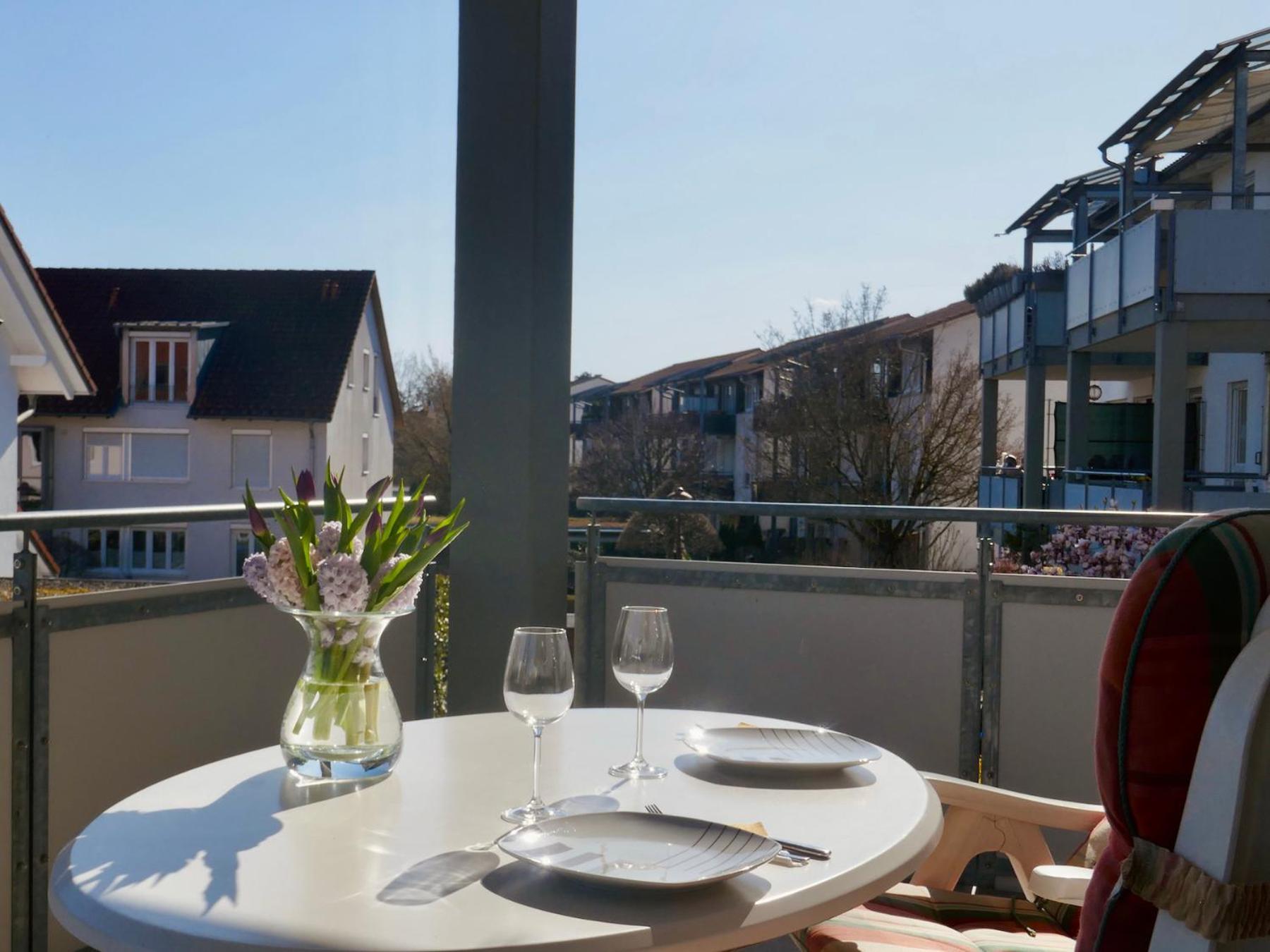 Ferienwohnung Bodenseele - Wohlfuehloase Mit Grossem Sonnenbalkon Langenargen Exterior photo